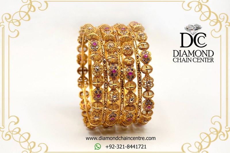 Simple Gold Bangles Design