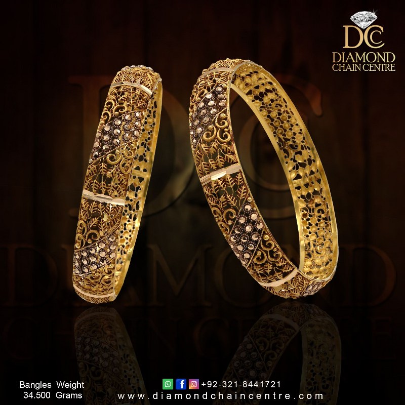 Simple Gold Bangles Design