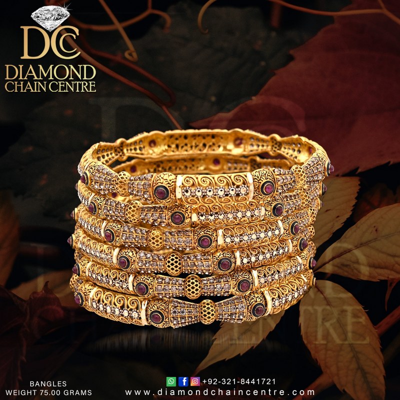 Bold Gold Bangles Design