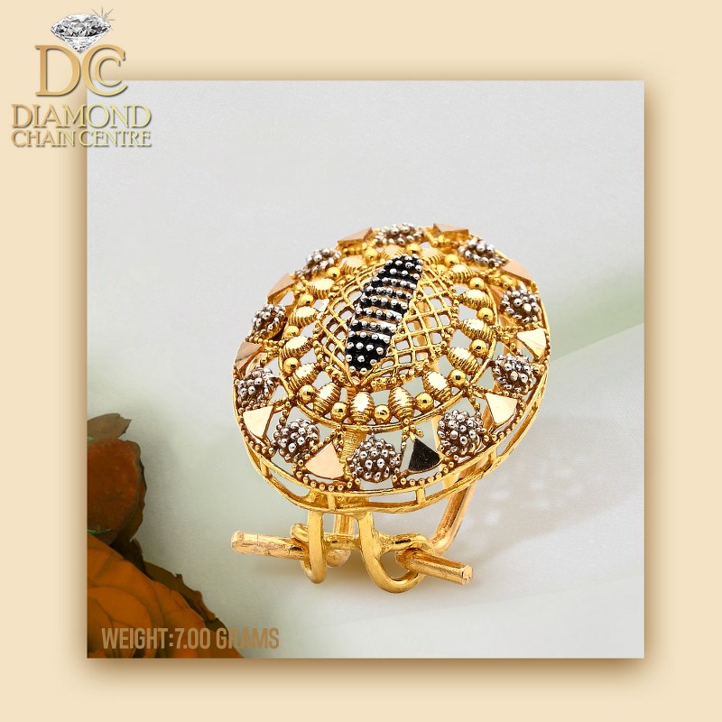 Unique Design Gold Earring