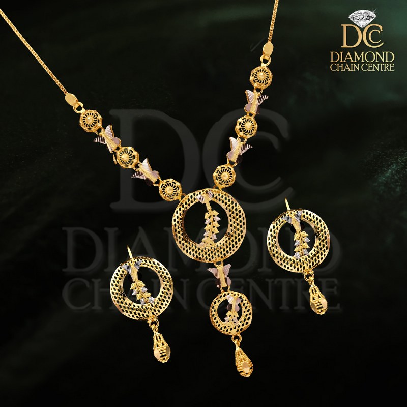 Pendant Gold Necklace Set